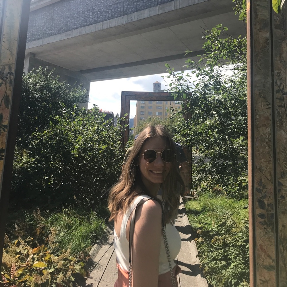 Meet your Posher, Vicki